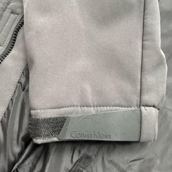 Calvin Klein Men’s Softshell Winter Jacket Gray Waterproof Windproof Coat Size S - Picture 10 of 15
